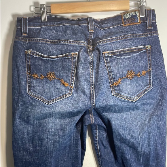Vikki Vi Blue Ankle Frayed Jeans - Picture 1 of 11